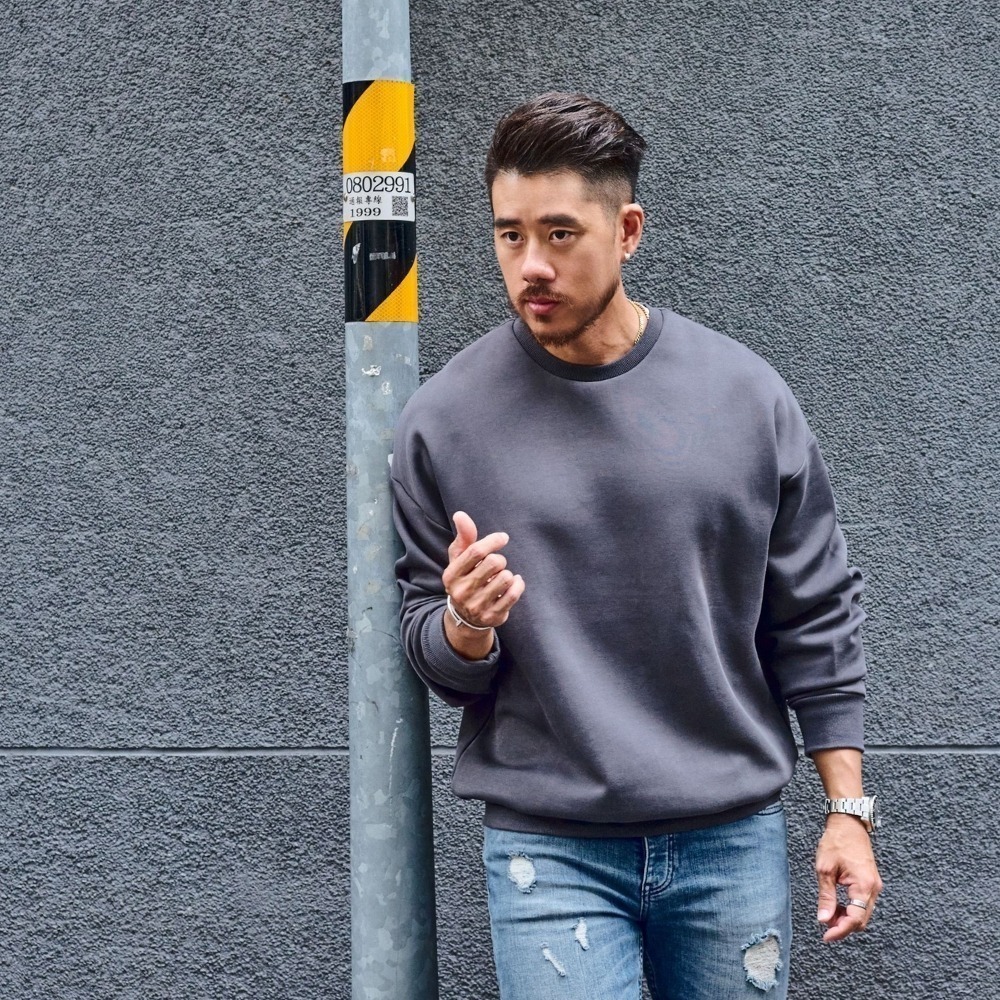 ◖現貨快速出貨◗ TAICHI素T專賣 | INTERLOCK 輕量澎感太空棉大學T 寬鬆落肩 藏肉黑 大尺碼 大學T-細節圖5