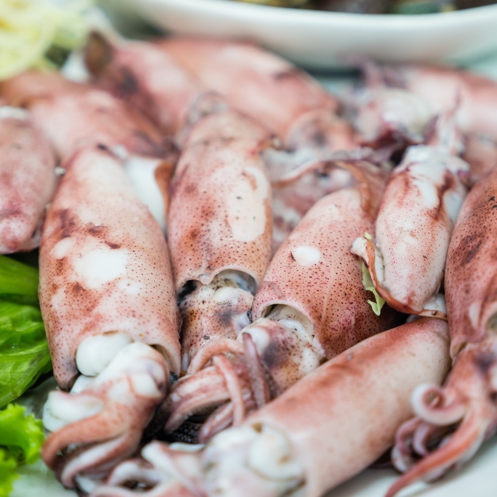 【秋田市集】單排鮮凍小卷 300G 台中市滿額$600免運│火鍋│燒烤││美食團購│食品批發-細節圖2