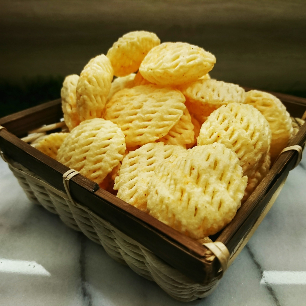 【古早味餅乾】懷舊零食『卡里 咔哩』『鬆餅』『洋芋片』『洋芋球』『地瓜片』『飛機餅』『耳朵餅』『小麻花』【胖胖豬】-細節圖4