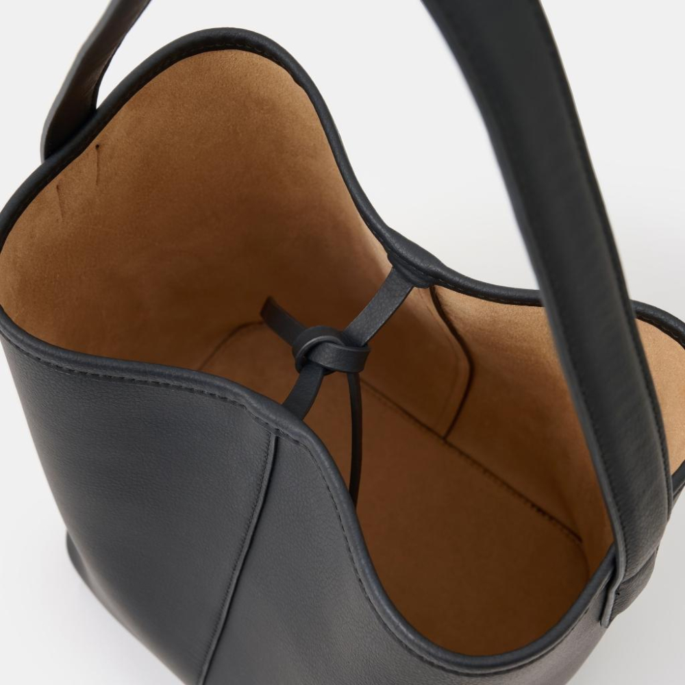 MUJI 無印良品 新款🆕 水桶包 托特包 皮革托特包 氣質包✨海外限定款-細節圖8