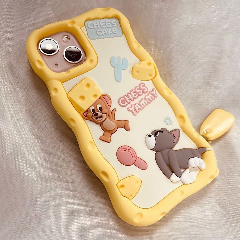 【RuRu】奶酪貓和老鼠手機殼 蘋果全型號 有附掛飾 全包式軟殼 連按鍵都不放過-細節圖2