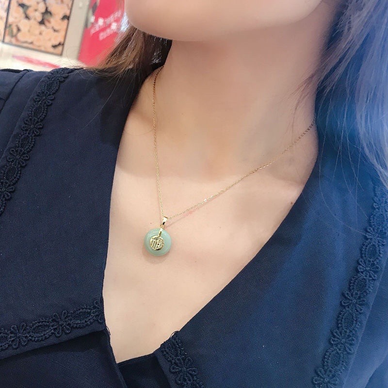 【RuRu】輕奢氣質平安玉扣項鍊 小眾設計 合金材質 約40cm+5公分延長鏈 白色 綠色 實拍-細節圖4