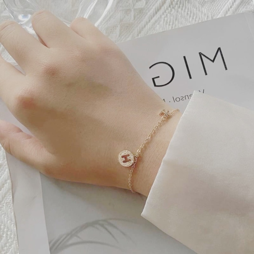 【RuRu】小眾設計 日韓微鑽H字母手鍊 合金材質 鏈長16公分+5公分 H字母 滿鑽-細節圖2
