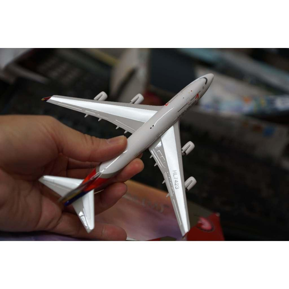 <客訂>1:400 韓亞航空 Asiana Airlines 747-400M COMBI HL7423 Ph製作-細節圖3