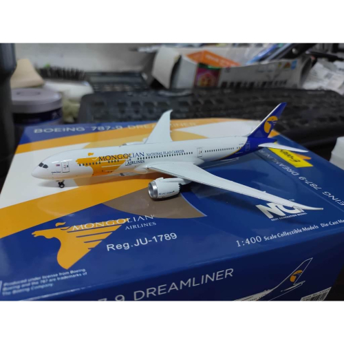 1:400 Mongolian Airlines 蒙古航空 787-9 JU-1789 NG Models製作