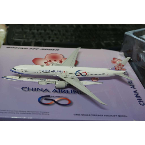 1:400 中華航空 China Airlines 777-300ER 60th彩繪機 B-18006 JC Wings
