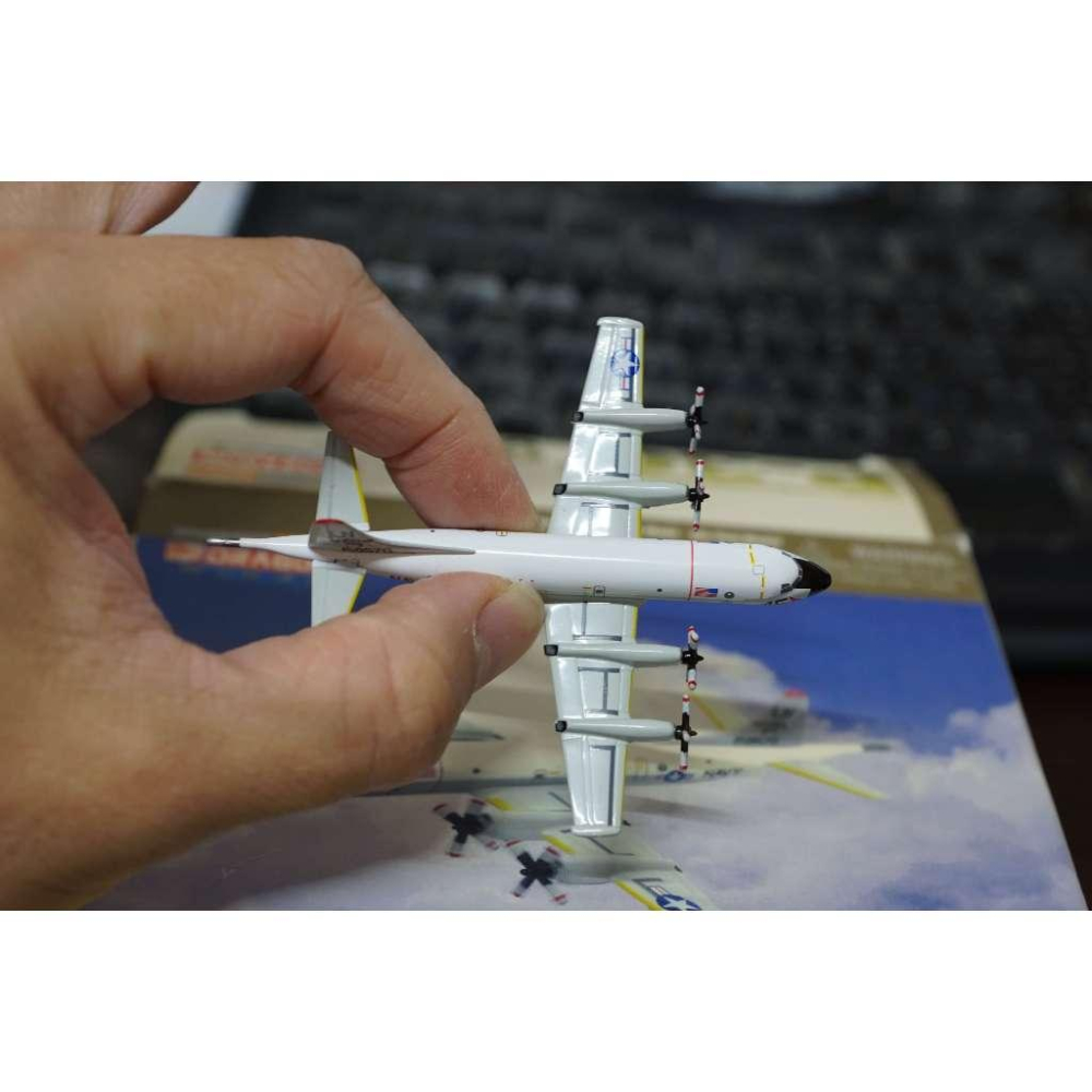 1:400 美國空軍P-3C 預警機 L-188改裝 DRAGON製作-細節圖3