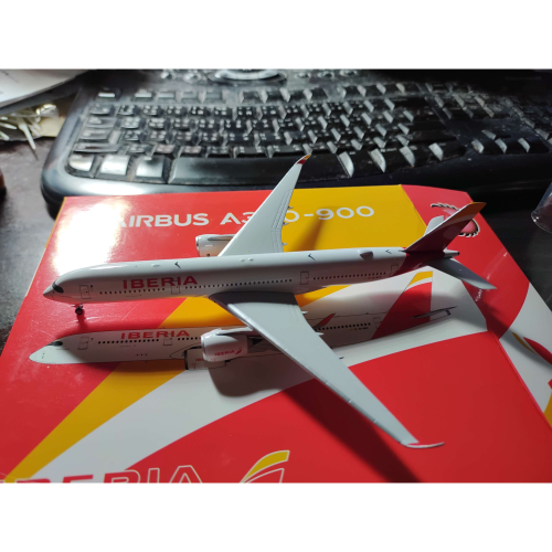 1:400 西班牙航空 Iberia A350-900 EC-MXV Phoenix製作