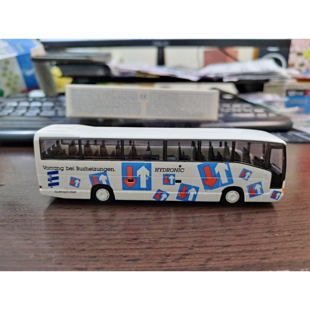 1:87 Mercedes Benz O404 巴士模型 Rietze製作-細節圖4