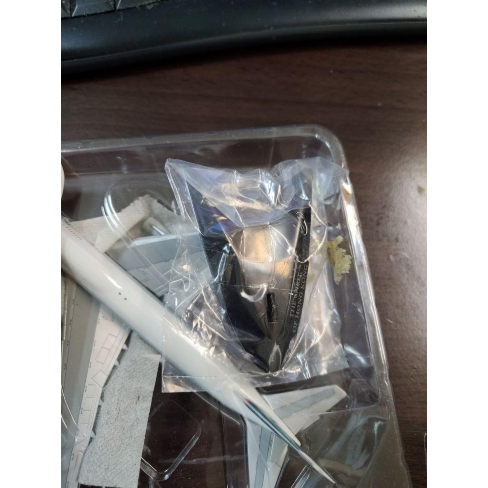 1:400 國泰航空 Cathay 747-400 B-HUI 國泰航空官方出版-細節圖3