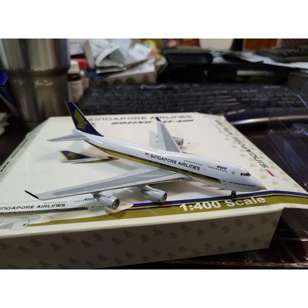 1:400 新加坡航空 Singapore 747-400 megatop 9V-SMF GEMINI JET製作-細節圖2