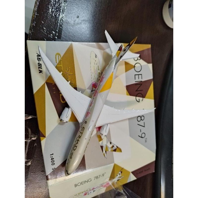 1:400  阿提哈德航空 Etihad Airways 787-9 A6-BLK  Phoenix製作-細節圖3