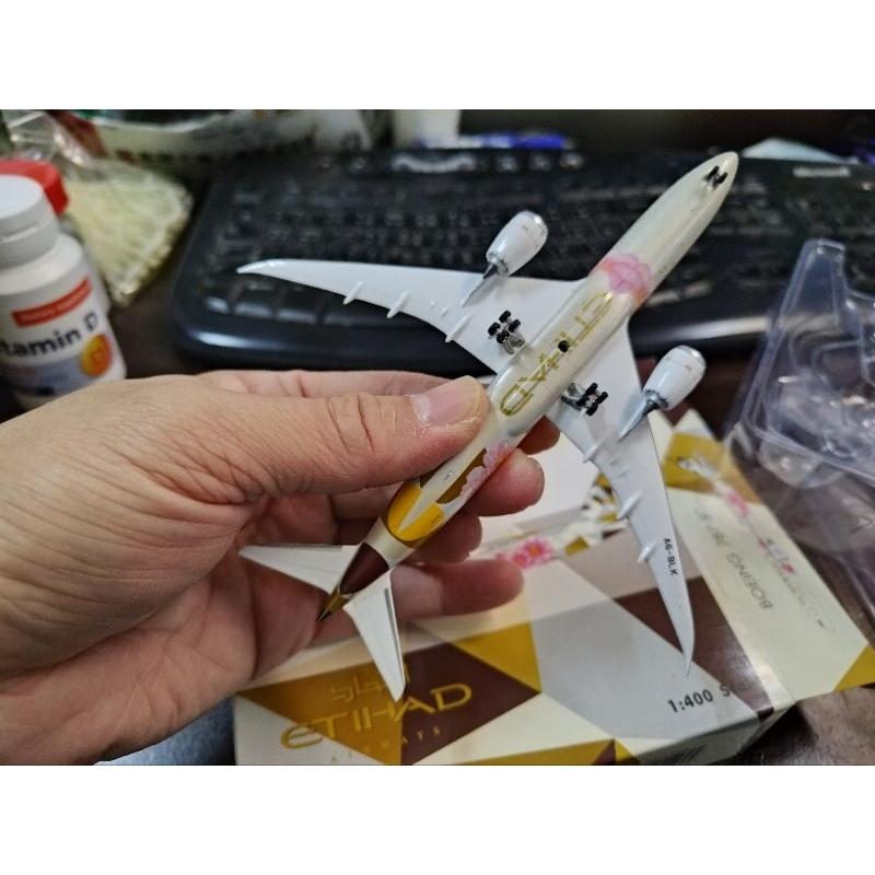 1:400  阿提哈德航空 Etihad Airways 787-9 A6-BLK  Phoenix製作-細節圖4