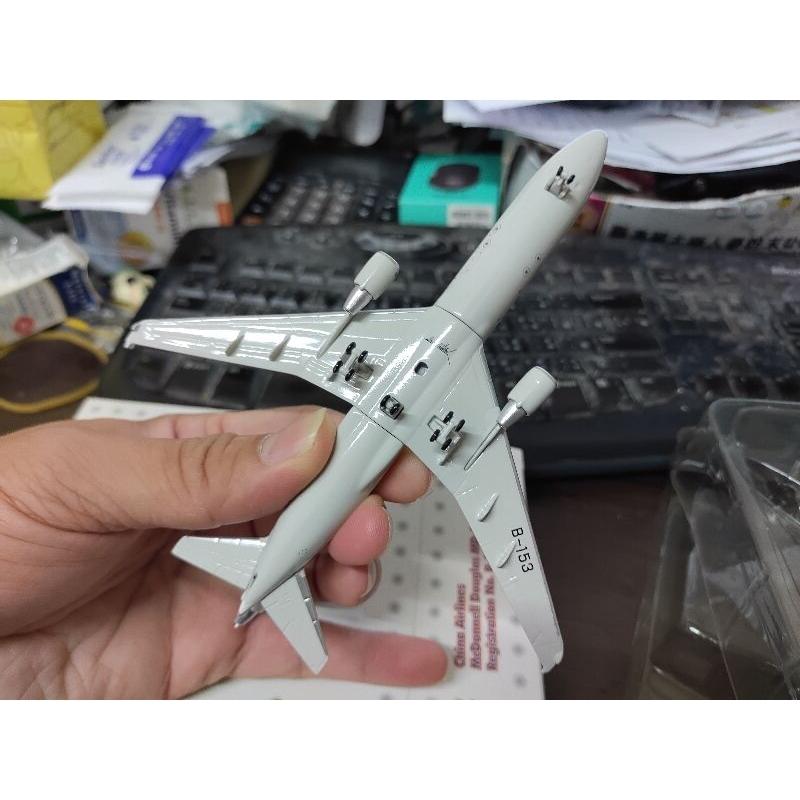 1:400  中華航空 China Airlines MD-11 B-153 國旗塗裝 Phoenix 製作-細節圖5