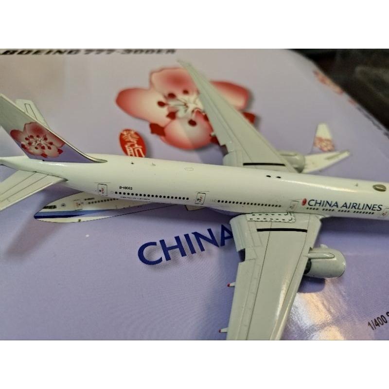 1:400 中華航空 777-300ER flaps Down B-18003 Phoenix製作-細節圖6