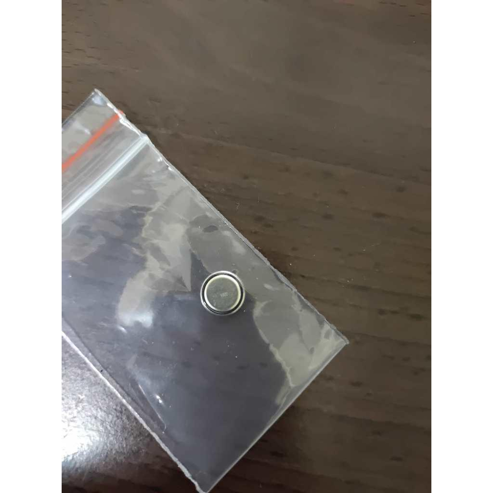 鈕扣型電池 指針是手錶使用 兩個月前新購  因手錶寄到國外,因此拆下-細節圖2