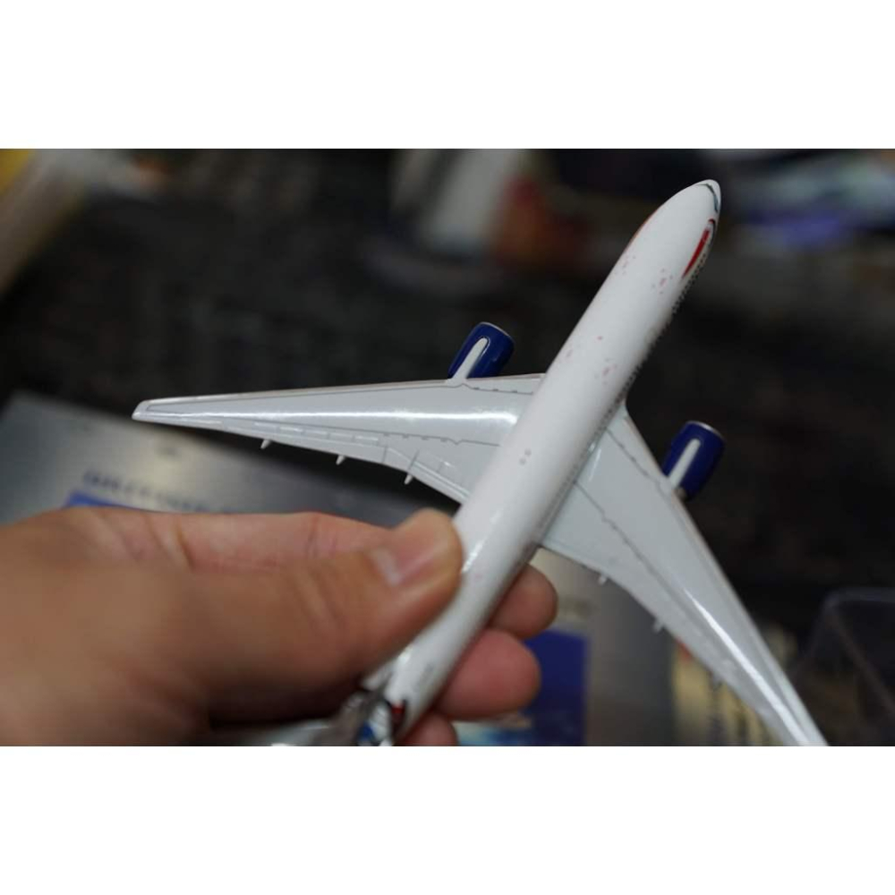 1:400 British Airways英國航空 777-200ER WORLD TAIL 加拿大 G-WIIN GJ-細節圖3