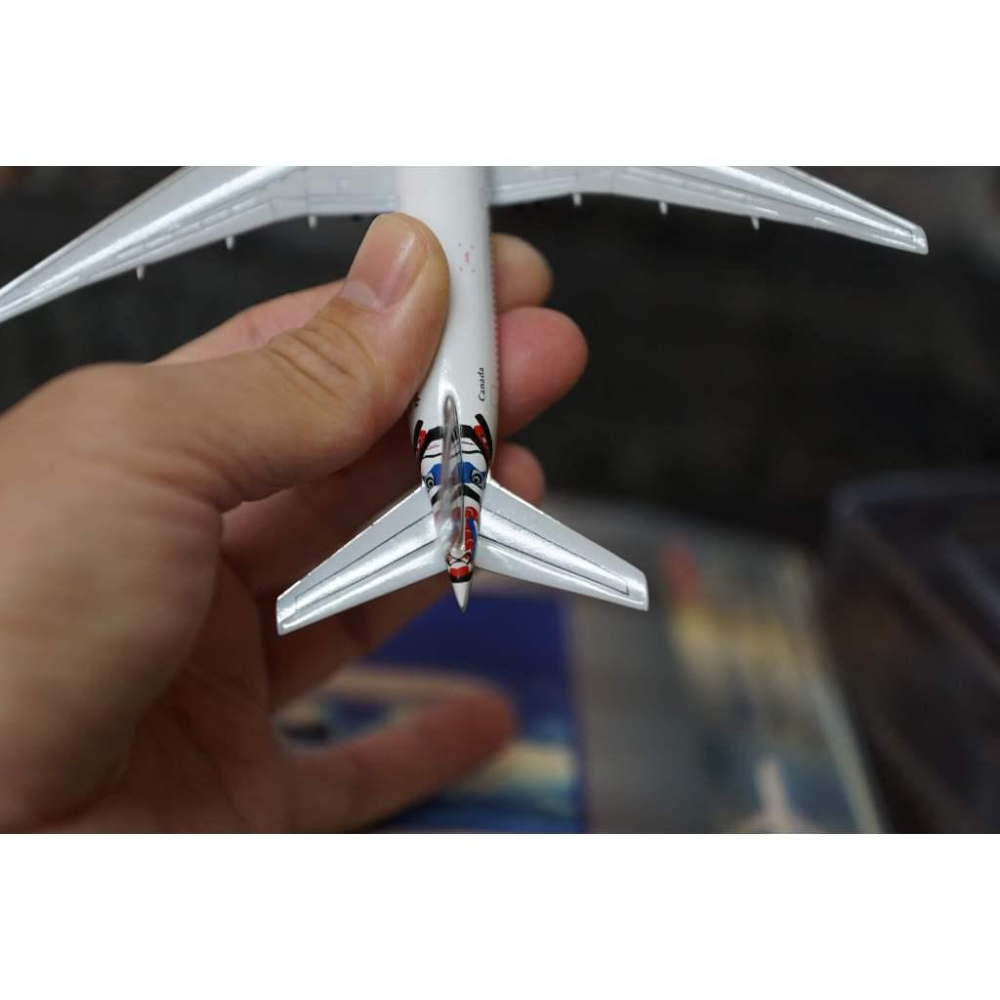 1:400 British Airways英國航空 777-200ER WORLD TAIL 加拿大 G-WIIN GJ-細節圖5