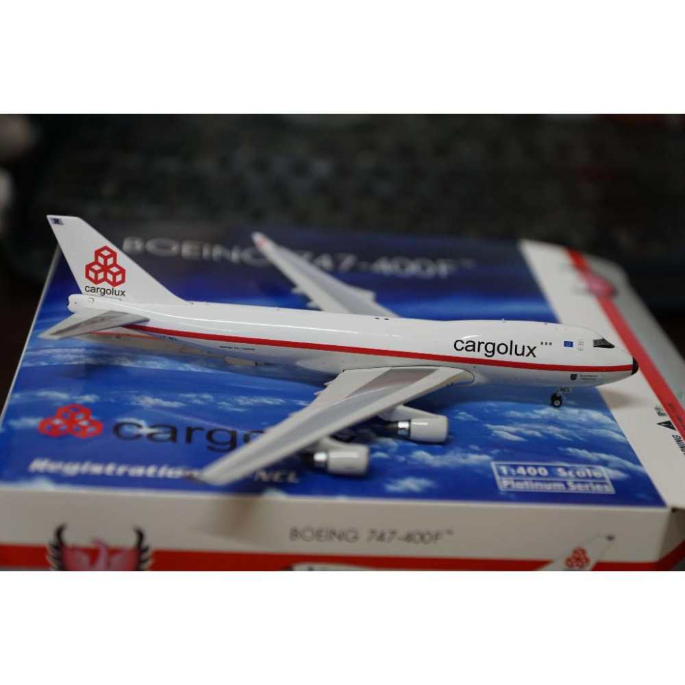 1:400 盧森堡貨運航空 Cargolux 747-400ERF 復古塗裝 LX-NCL Phoenix製作-細節圖2