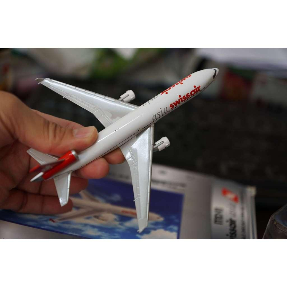 1:400 Swissair Asia 瑞士亞洲航空 MD-11 HB-IWG Gemini Jets 製作-細節圖3