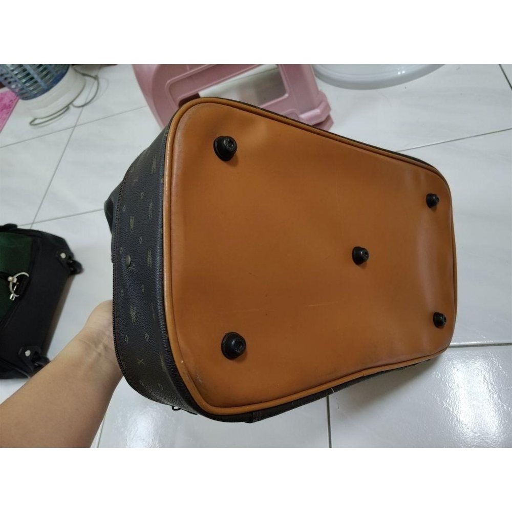 Royal Queen＇s Polo Team 手提行李袋 43x25x30公分 少用 但底層有一點放久的霧痕-細節圖5