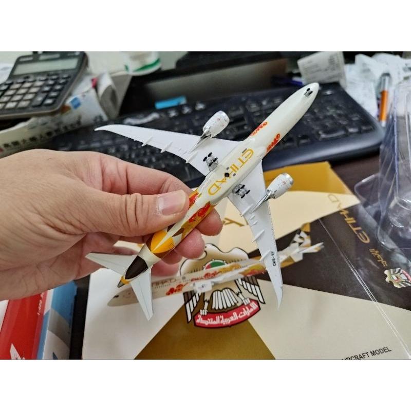1:400  阿提哈德航空 Etihad Airways 787-10 A6-BMD JC Wings 製作-細節圖3