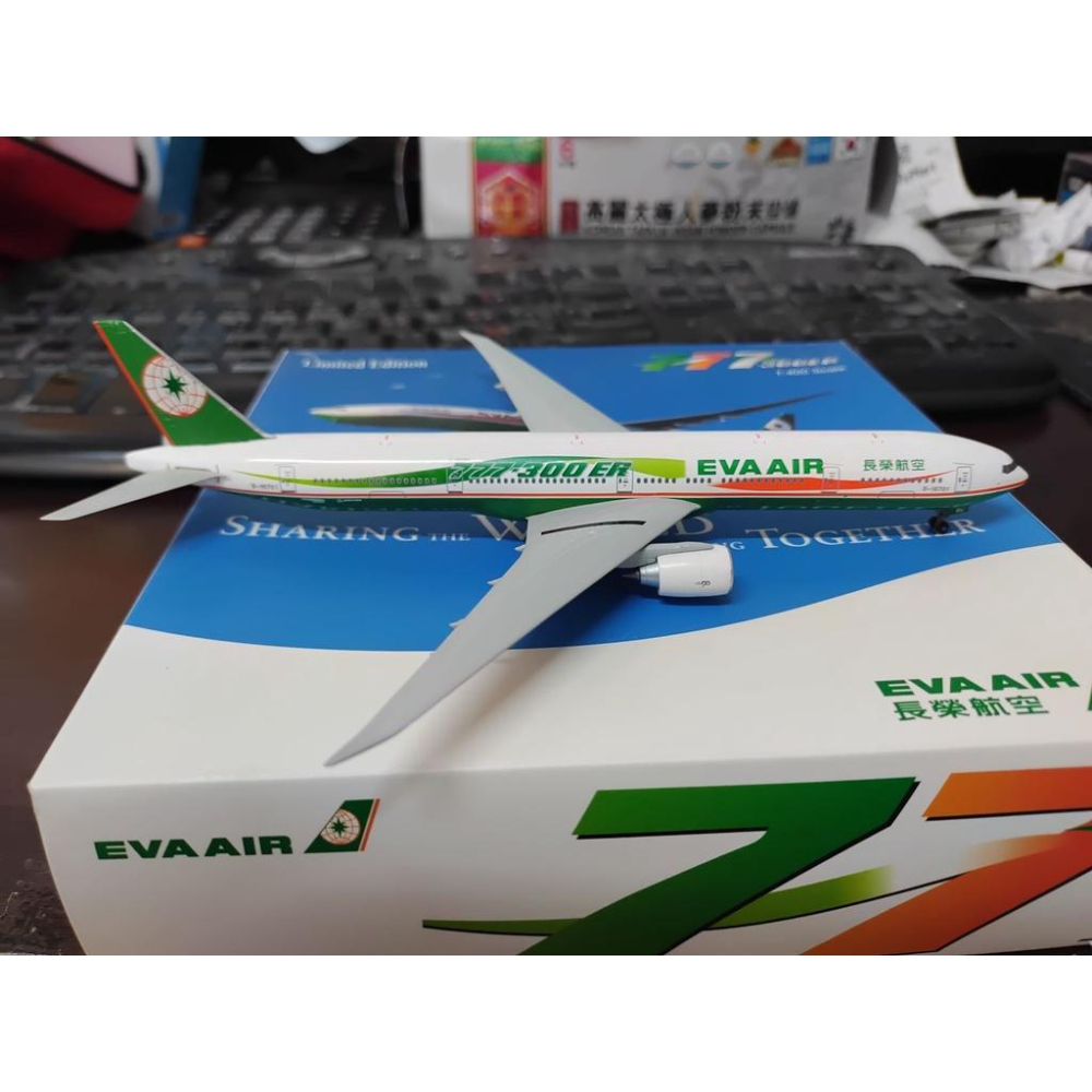 1:400 長榮航空 EVA AIR 777-300ER 777彩繪機 DRAGON製作-細節圖2