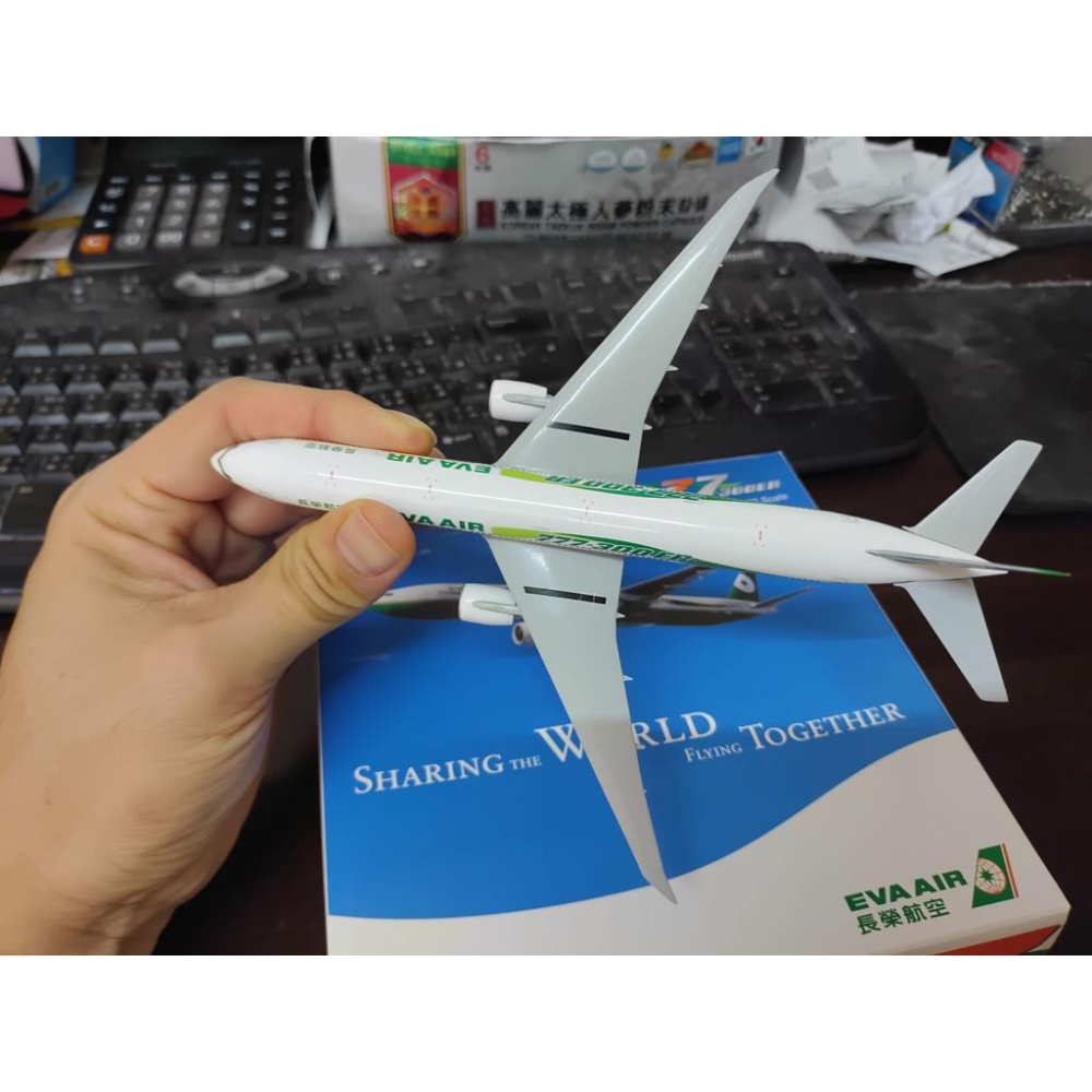 1:400 長榮航空 EVA AIR 777-300ER 777彩繪機 DRAGON製作-細節圖4