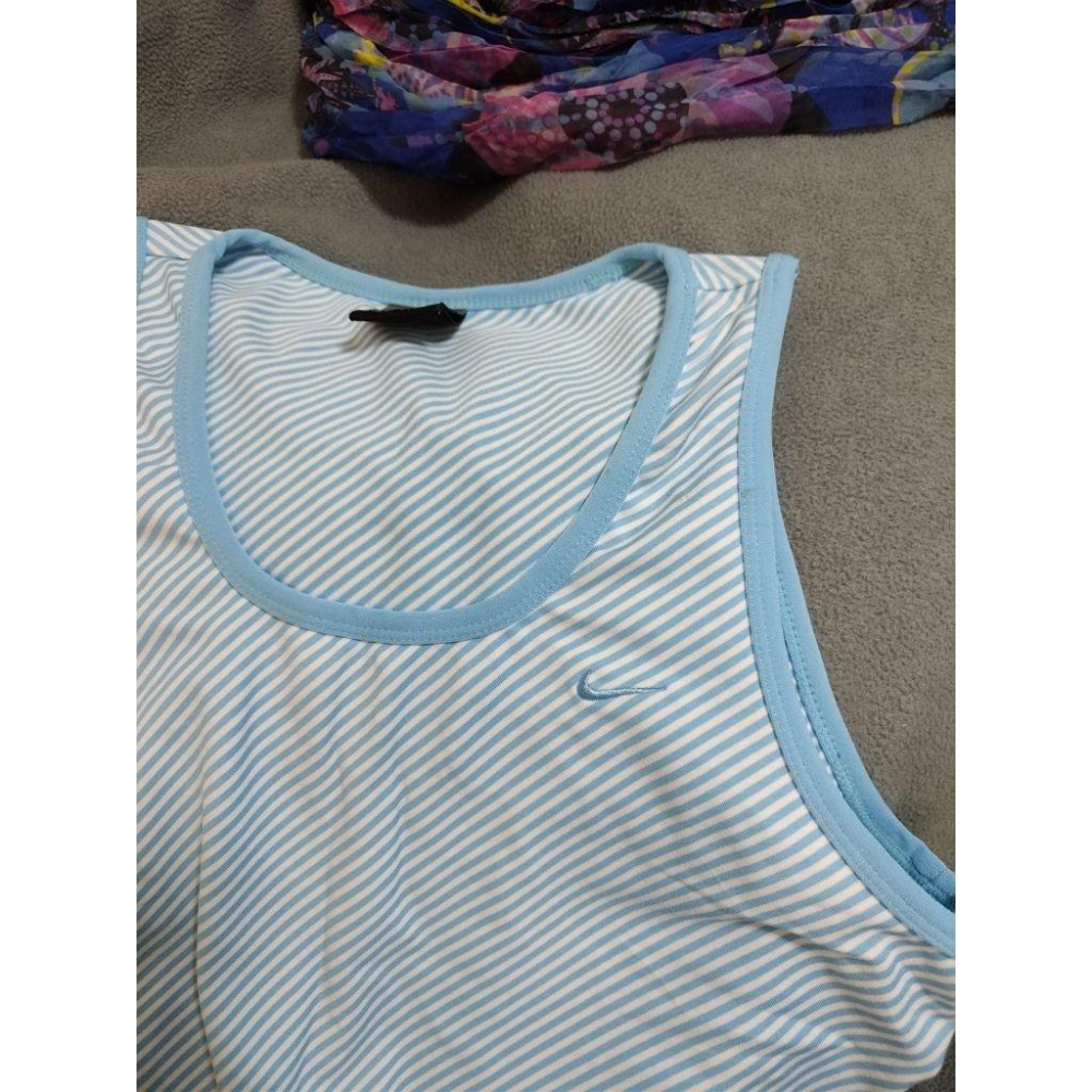 nike 女生 運動服 M號-細節圖3