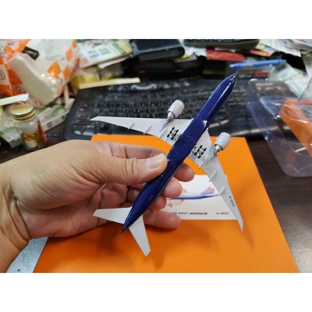 1:400 中華航空 777-300ER 波音彩繪 B-18007 JC Wings製作-細節圖3