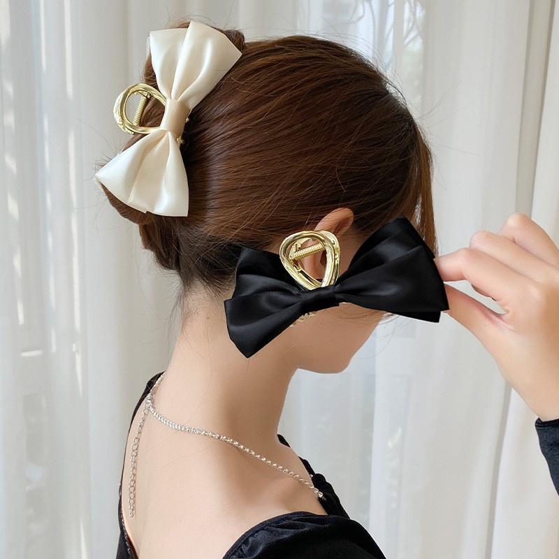 【台灣現貨24h寄出】韓系ins氣質髮夾 蝴蝶結抓夾 甜美髮夾 鯊魚夾 優雅 髮尾夾 小清新劉海夾 髮飾 網紅 金屬髮夾-細節圖2