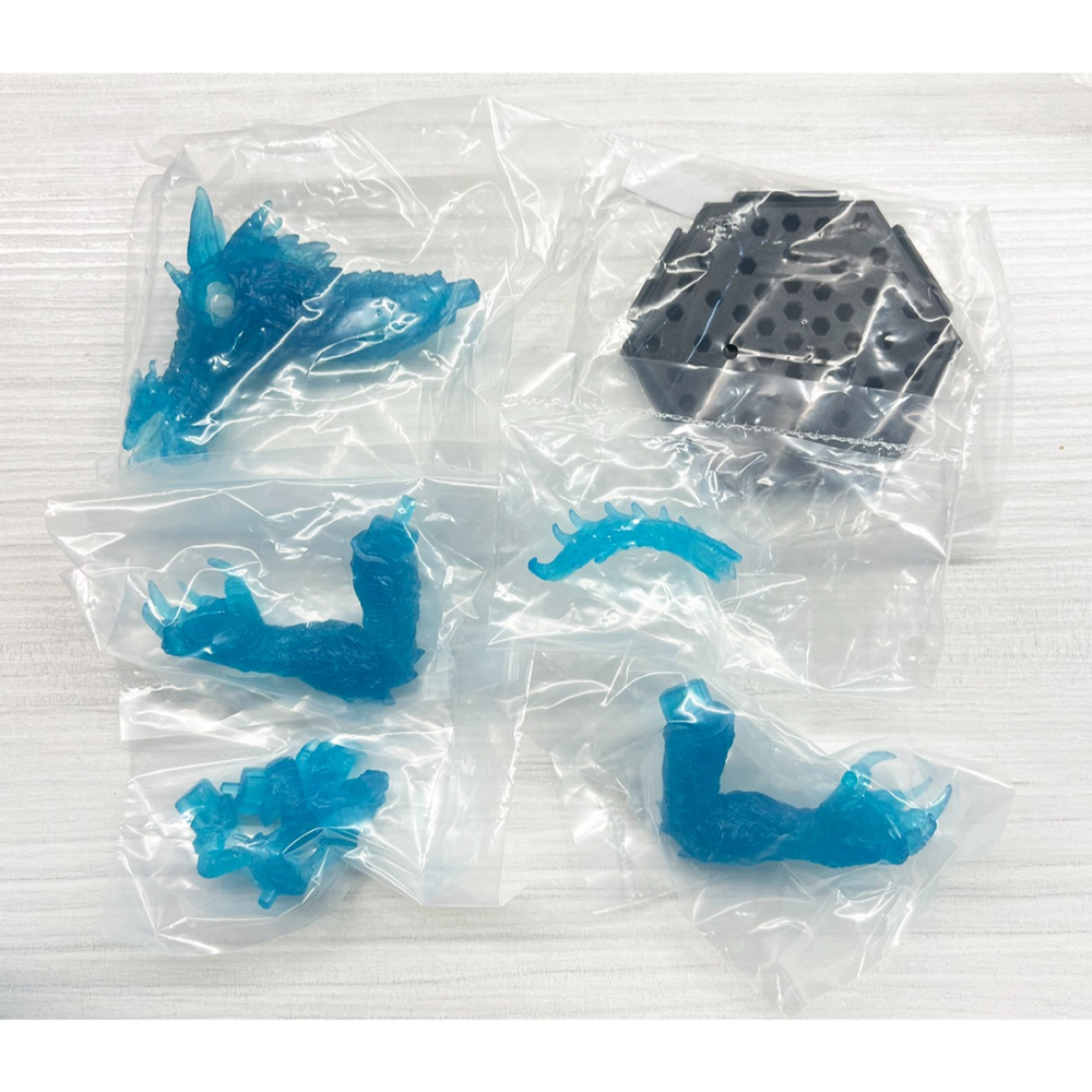 【限定買家】魔物獵人 CFB 鐮蟹、盾蟹、緋天狗、冰人魚、兩款透明版-細節圖7