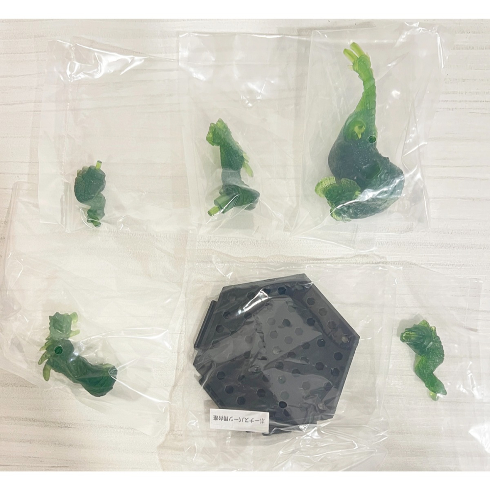 【限定買家】魔物獵人 CFB 鐮蟹、盾蟹、緋天狗、冰人魚、兩款透明版-細節圖8