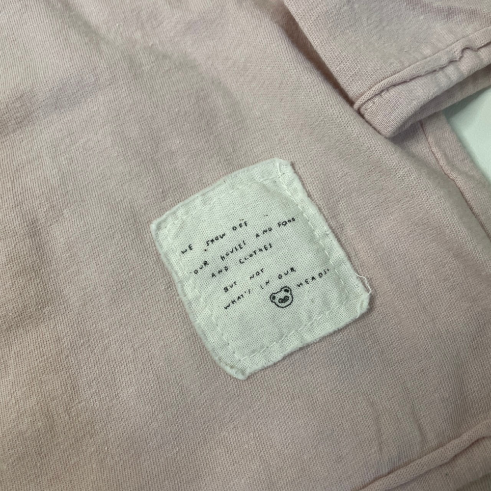▹現貨◃小標簡約寶寶上衣-細節圖2