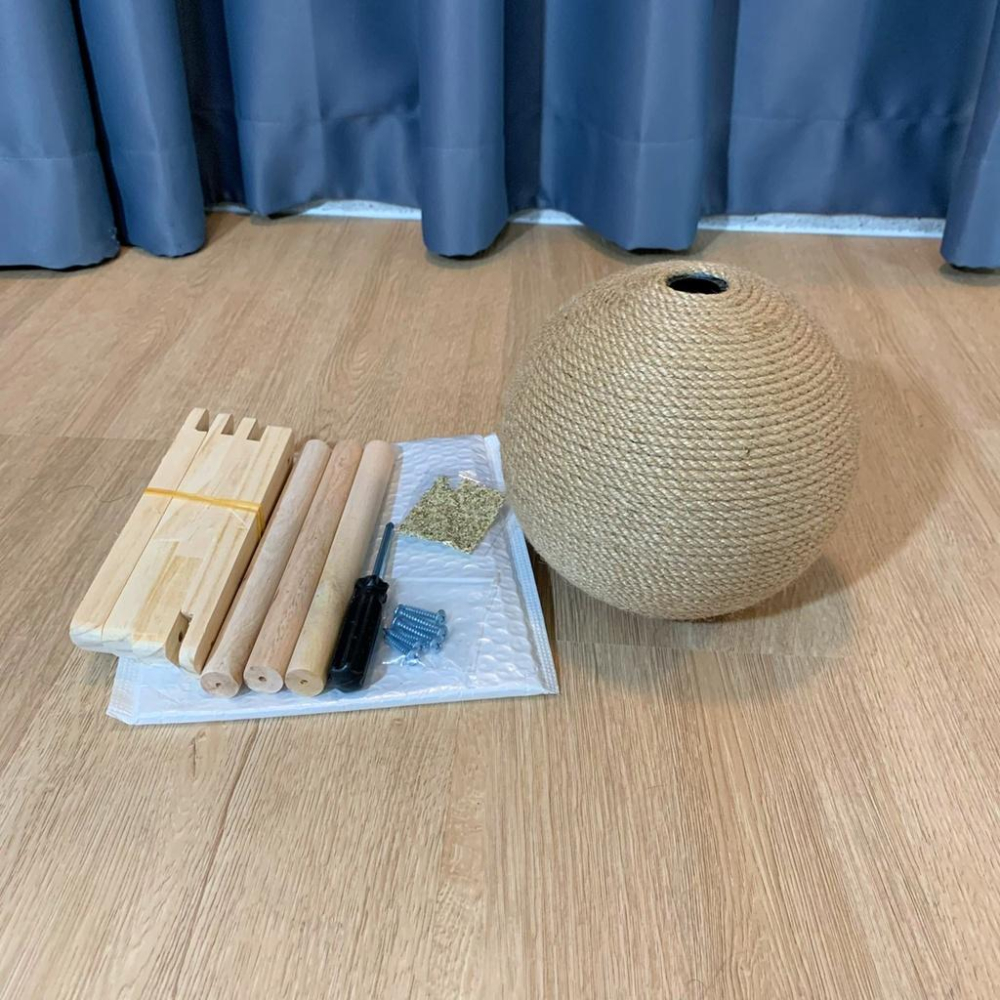 😸實木＋劍麻立式耐磨貓抓球 耐磨貓抓板 貓咪磨爪 不掉屑 劍麻繩貓抓球 貓玩具 貓爬架 貓跳台 貓咪玩具 好命寵物園-細節圖6