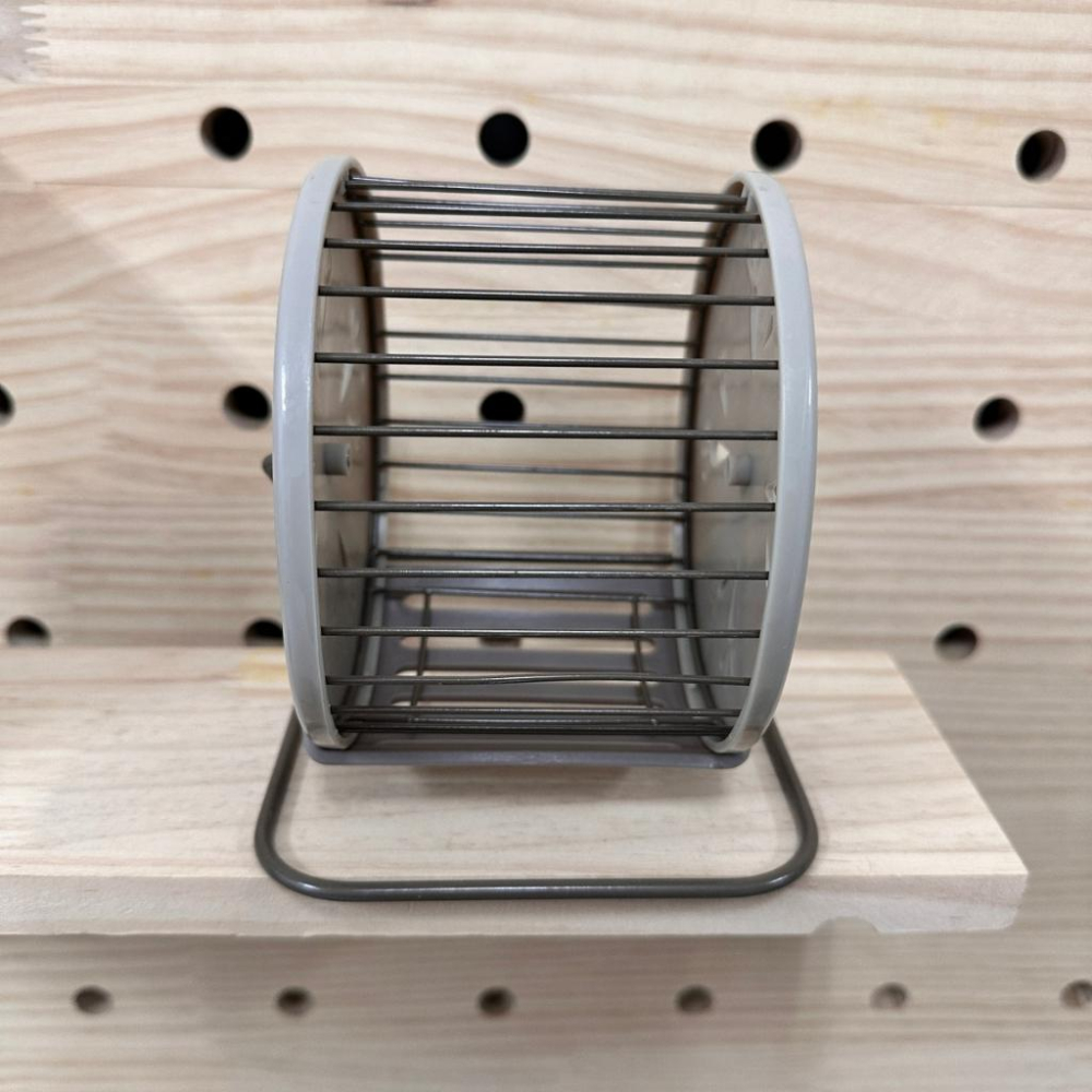 加拿大HAGEN 滾輪式三用牧草球 兔子草球 兔子 牧草 牧草盆 牧草架 草架 兔子進食 兔草 兔子餵食 好命寵物園-細節圖7