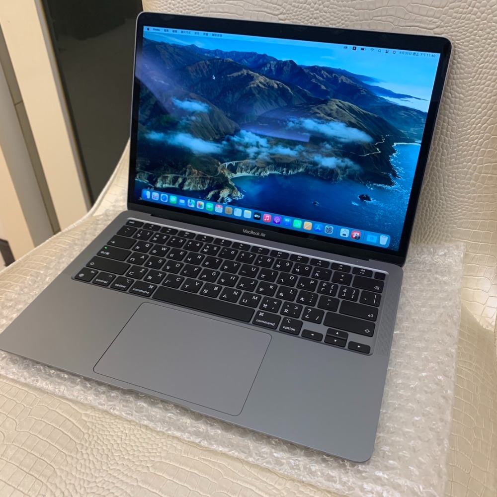 Apple MacBook Air A2337 13吋M1 蘋果/筆電/追劇/文書/音樂/遊戲/繪圖