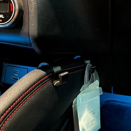 Ford Kuga 時尚版/  Kuga 旗艦版   / 中島/副駕/掛勾/愛車/配件-細節圖6