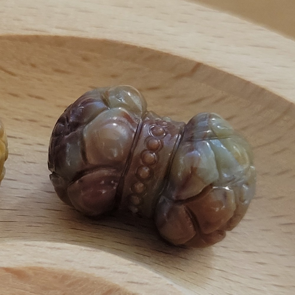 阿拉善 紫葡萄千層帶眼 扎基拉姆 法蓮 並蒂蓮-細節圖2