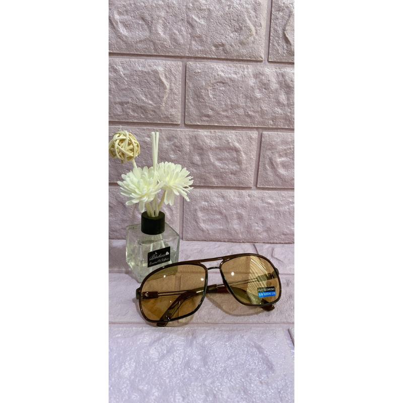 『陽光兔兔🐰』台灣製🇹🇼 現貨  商品介紹如影片 TR90 變色 全視線 偏光太陽眼鏡 記憶塑料 UV400 檢驗合格-細節圖3