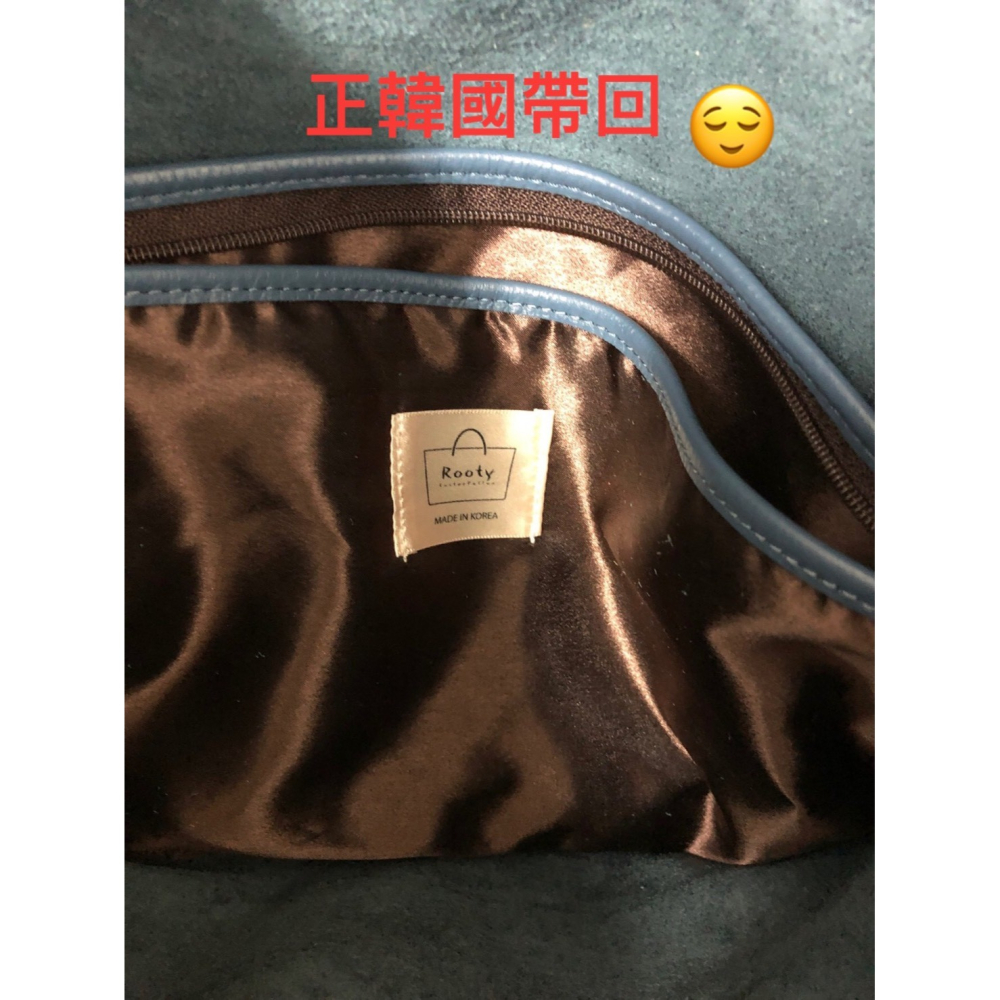 正韓Rooty 2 Way 包 OL必備包 原價1680 出清價990  可以手提可以斜背~是很漂亮的藍色 內層是麂皮超-細節圖2