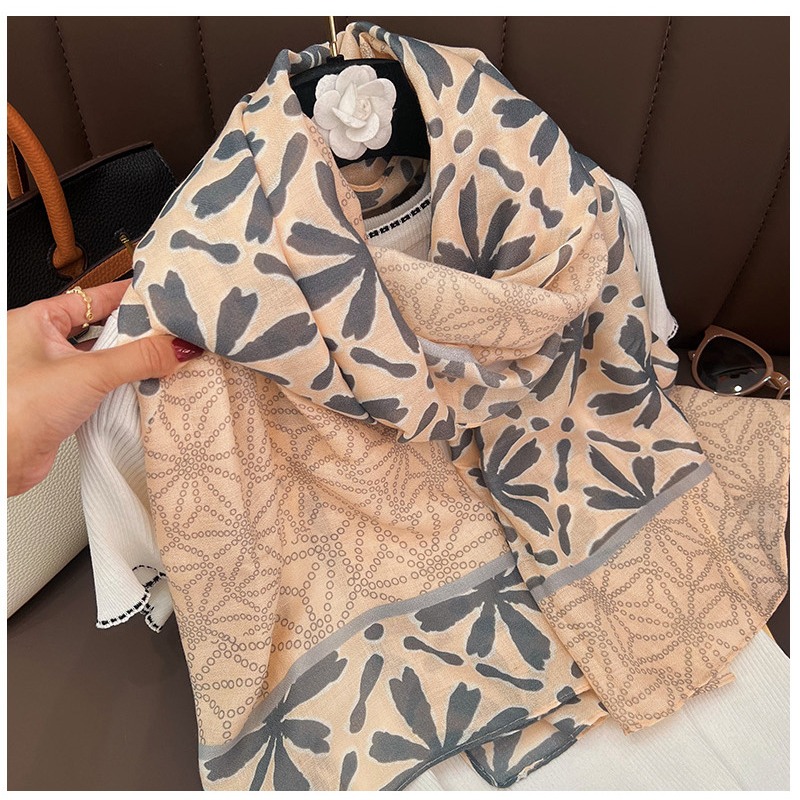 新款春夏秋冬季民族風披肩粉底樹葉棉麻圍巾女兩用空調防曬紗巾 印花復古棉麻圍巾女冬季保暖時尚空調披肩紗巾沙灘巾度假絲巾-細節圖9