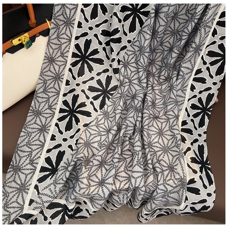 新款春夏秋冬季民族風披肩粉底樹葉棉麻圍巾女兩用空調防曬紗巾 印花復古棉麻圍巾女冬季保暖時尚空調披肩紗巾沙灘巾度假絲巾-細節圖11