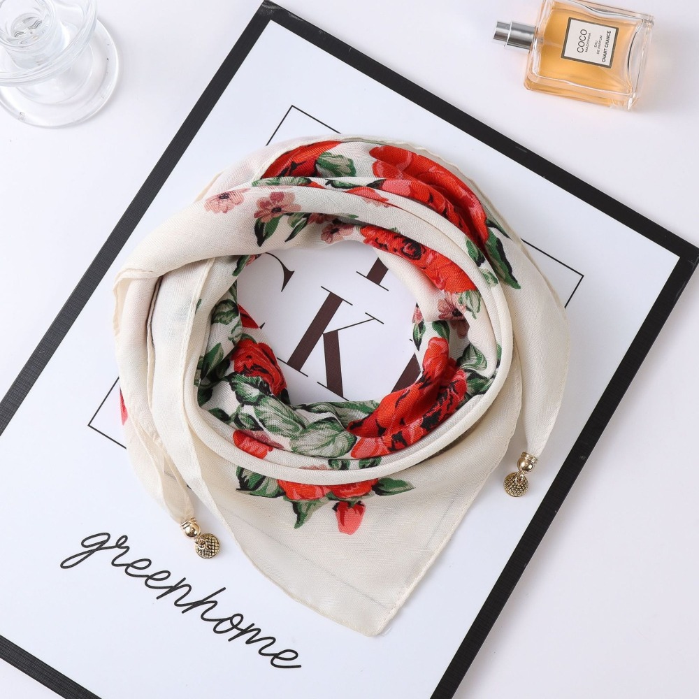 秋冬新款氣質百搭保暖圍巾洋氣領巾絲巾韓版小金球磁扣絲巾 台灣賣家快速出貨 水鑽 磁扣 絲巾 項鏈 裝飾 暗扣圍脖氣質-細節圖10