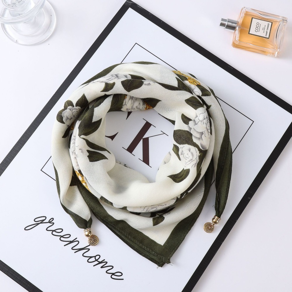 秋冬新款氣質百搭保暖圍巾洋氣領巾絲巾韓版小金球磁扣絲巾 台灣賣家快速出貨 水鑽 磁扣 絲巾 項鏈 裝飾 暗扣圍脖氣質-規格圖11