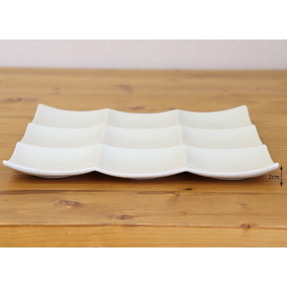 日本製 日式九宮格餐盤 陶瓷餐盤 小菜 分隔盤 點心盤 壽司拼盤 涼菜盤 懷石料理 精緻分格盤-細節圖7