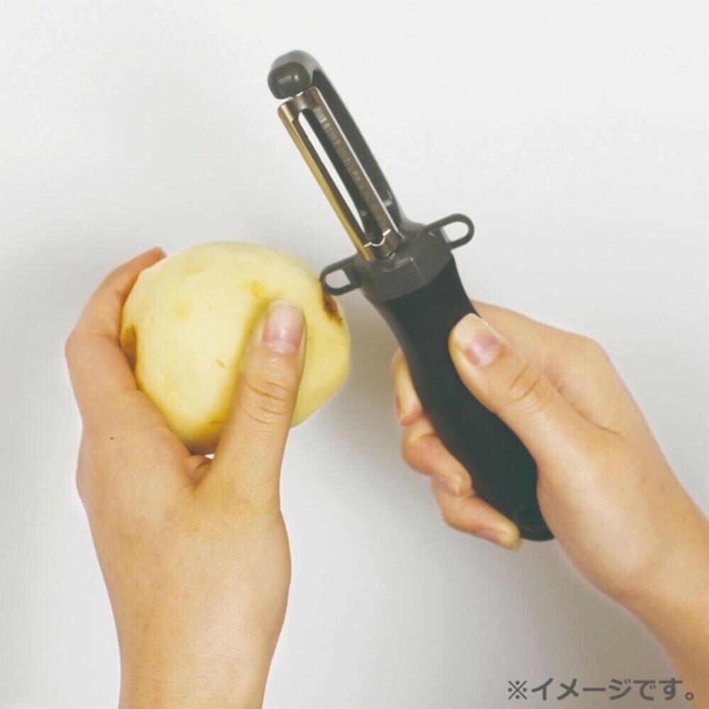 日本製 安全好操作 直立削皮刀 KOKUBO小久保 | 水果削皮刀 削皮器 刨刀 直式刀身 削皮神器 日本進口-細節圖3