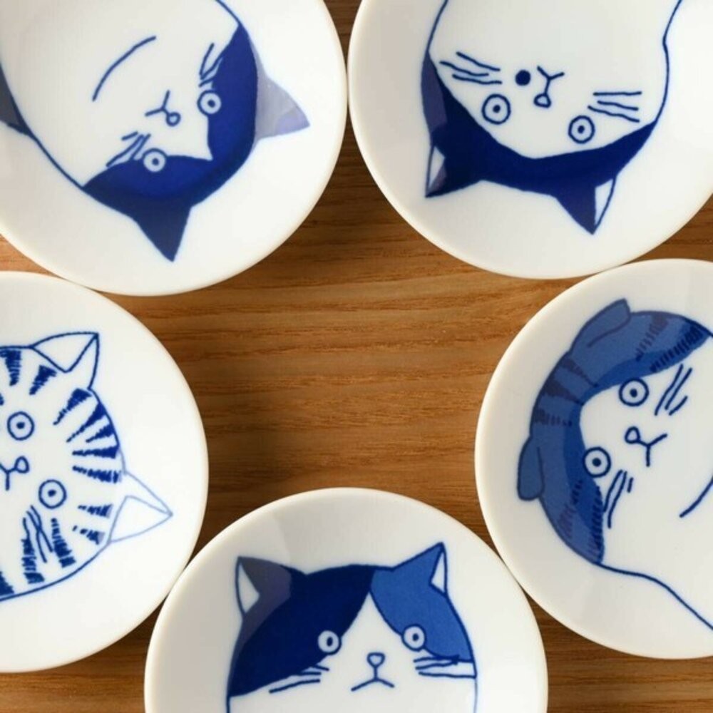 手繪療癒貓咪 日本製 美濃燒 可愛餐具 小碟子 小盤子  醬料碟 9cm SHICHITA 陶瓷碗 陶瓷盤 日本進口-細節圖9