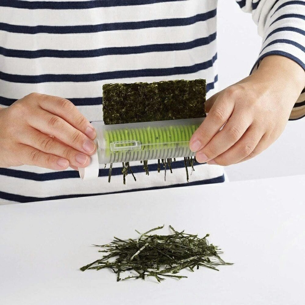 日本 料理擺盤升級 海苔切絲神器 AKEBONO曙產業 | 海苔絲 刨絲器 紫菜絲 蕎麥麵 義大利麵 海苔-細節圖5