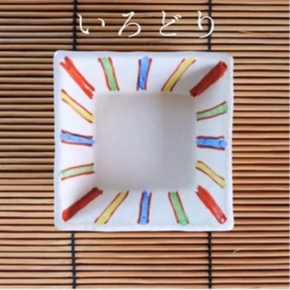 方碟（彩色十草）